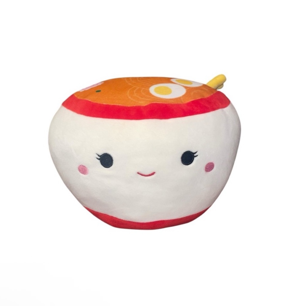 NWOT ramen 🍜 squishmallow 🧸